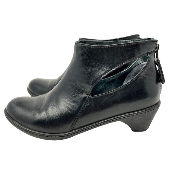 Dansko Women's Black Cut-out Ankle Leather Bonita Boots Sz. 7.5 - Picture 4 of 9
